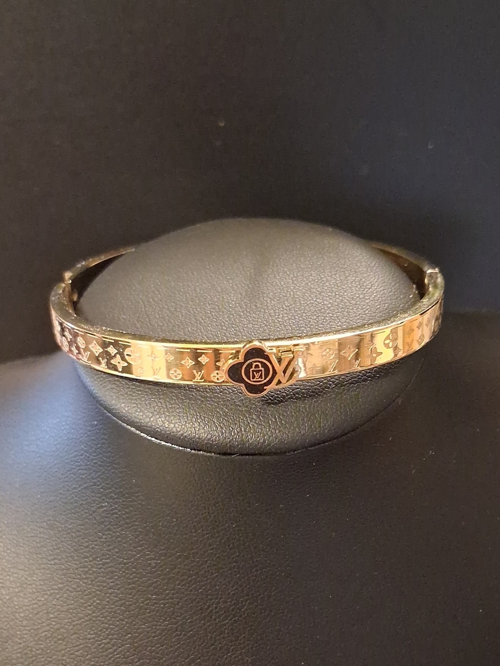 GP Clover Bangle